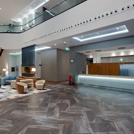 Hotel Hampton By Hilton Symbol 3*