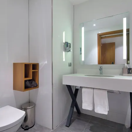 Hampton By Hilton Symbol Hotell Kocaeli