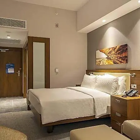 Hampton By Hilton Symbol Kocaeli