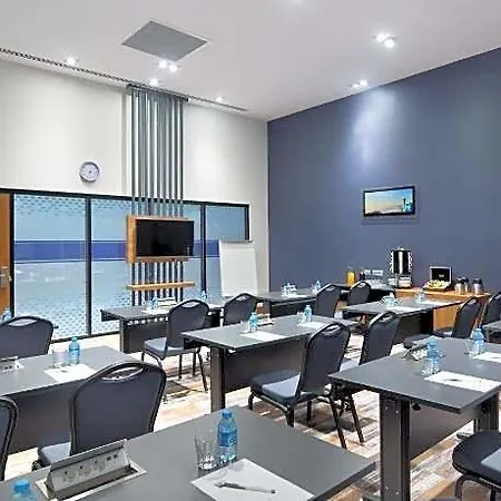 Hampton By Hilton Symbol 4* Kocaeli