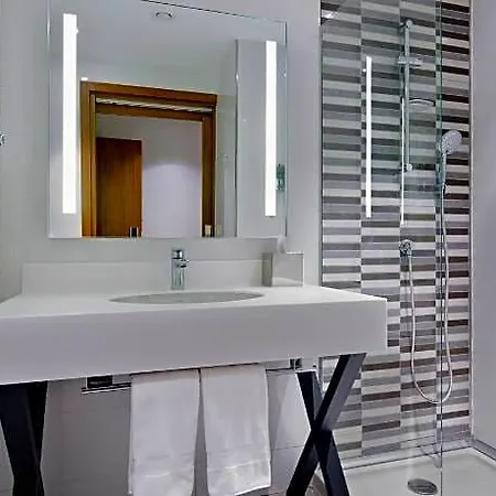 Hampton By Hilton Symbol 4* Kocaeli