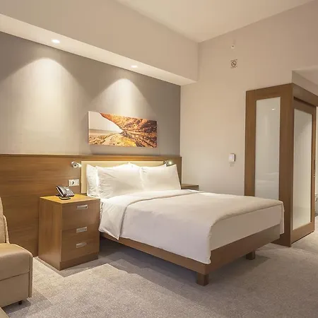 Hampton By Hilton Symbol 4* Kocaeli