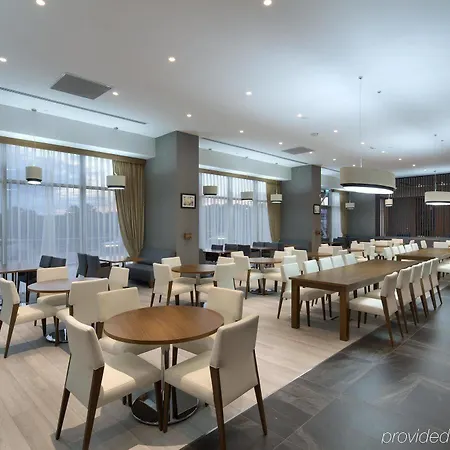 Hampton By Hilton Symbol 3* קוג'לי