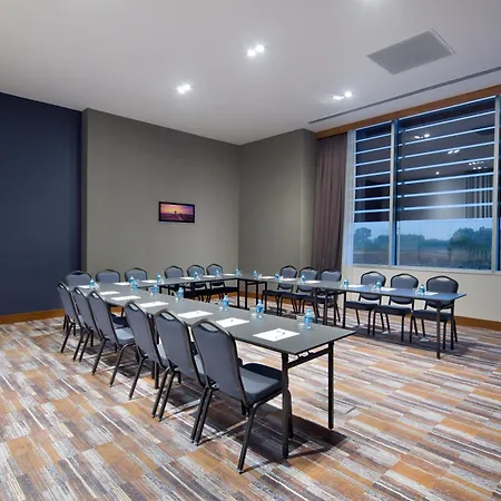 Hampton By Hilton Symbol Kocaeli