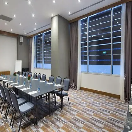 Hampton By Hilton Symbol Kocaeli